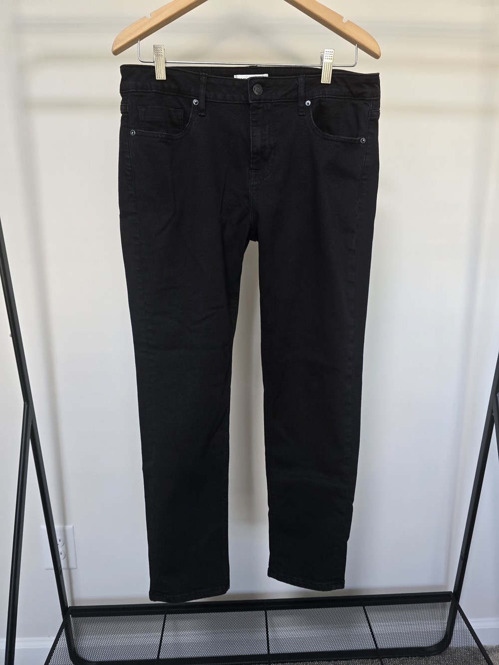 Vigoss Black Slim Straight Women's Jeans